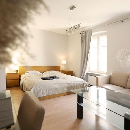 By The River And City Center - Comfortable Rooms ヴロツワフ エクステリア 写真